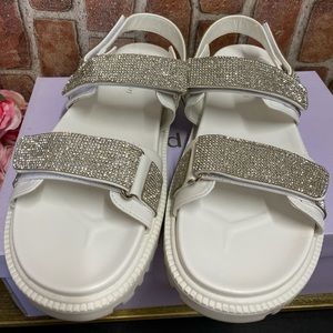 Madden Girl Amore-R Sandals